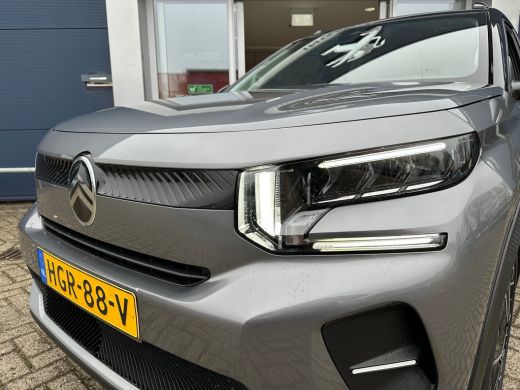 Citroën &euml;-C3 Max 113pk 44 kWh | 11 kW lader | Achterbank in delen neerklapbaar | Achteruitrijcamera ActivLease financial lease