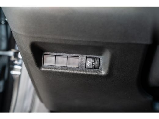 Fiat 600 1.2 Hybrid Urban | Apple Carplay & Android Auto | Parkeersensoren | Lichtmetalen velgen | Airco |... ActivLease financial lease