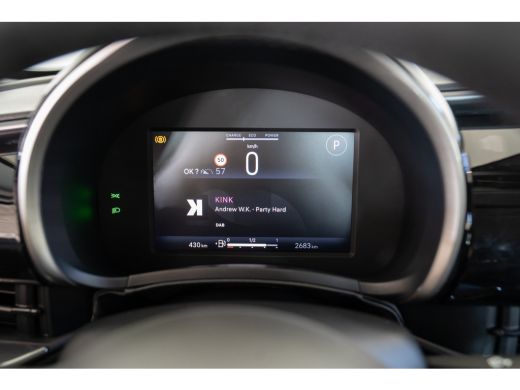 Fiat 600 1.2 Hybrid Urban | Apple Carplay & Android Auto | Parkeersensoren | Lichtmetalen velgen | Airco |... ActivLease financial lease