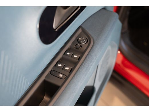 Fiat Grande Panda 1.2 Hybrid ICON | 8 Jaar Garantie | Apple Carplay & Android Auto | Airco | Cruise Controle | 16 I... ActivLease financial lease