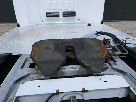 Ford Transit 470 2.0 TDCI L3H1 DC Trend RWD | DC | Trekker | Luchtremmen | 4650kg Trekgewicht | 5 Persoons | 1... ActivLease financial lease