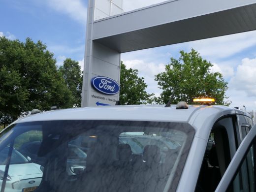 Ford Transit 470 2.0 TDCI L3H1 DC Trend RWD | DC | Trekker | Luchtremmen | 4650kg Trekgewicht | 5 Persoons | 1... ActivLease financial lease