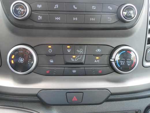 Ford Transit 470 2.0 TDCI L3H1 DC Trend RWD | DC | Trekker | Luchtremmen | 4650kg Trekgewicht | 5 Persoons | 1... ActivLease financial lease