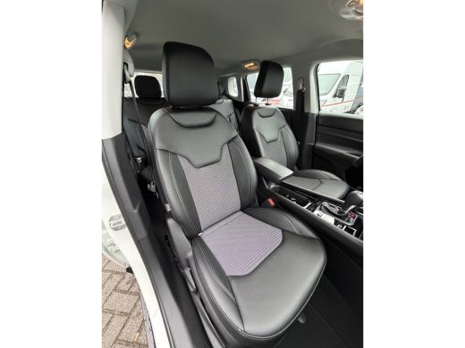 Jeep Compass 4xe 190 Plug-in Hybrid Altitude (Keyless Entry - LED - Camera - Navigatie via APP - Adaptieve Cru... ActivLease financial lease