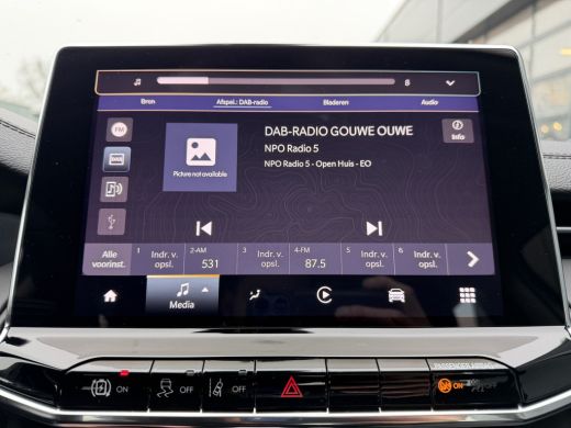 Jeep Compass 4xe 190 Plug-in Hybrid Altitude (Keyless Entry - LED - Camera - Navigatie via APP - Adaptieve Cru... ActivLease financial lease