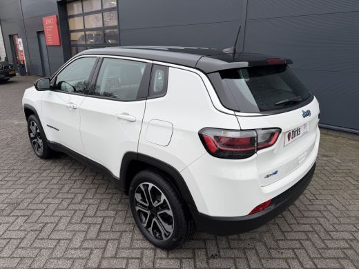 Jeep Compass 4xe 190 Plug-in Hybrid Altitude (Keyless Entry - LED - Camera - Navigatie via APP - Adaptieve Cru... ActivLease financial lease