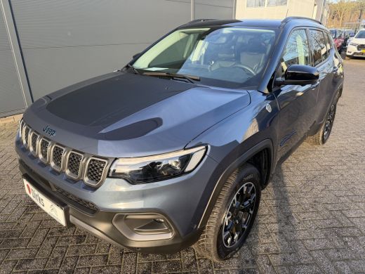 Jeep Compass 4xe 240 Plug-in Trailhawk (Elektrisch Schuifdak - Elektrische klep - 360gr camera - Leder incl ve... ActivLease financial lease