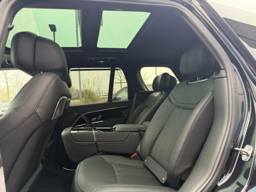 Land Rover Range Rover P550e Autobiography | Shadow Pack | Koelbox | Vierwielsturing | Massage | HUD | Lederen hemel | R... ActivLease financial lease