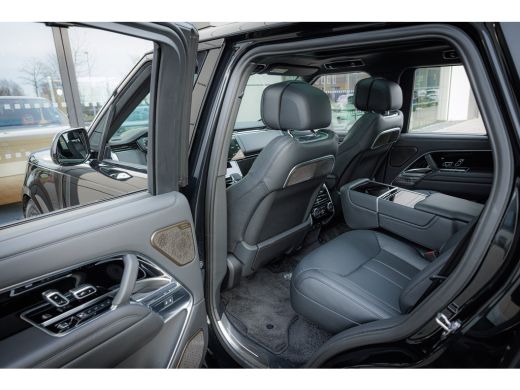 Land Rover Range Rover P550e Autobiography | Shadow Pack | Koelbox | Vierwielsturing | Massage | HUD | Lederen hemel | R... ActivLease financial lease