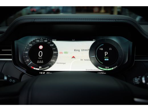 Land Rover Range Rover P550e Autobiography | Shadow Pack | Koelbox | Vierwielsturing | Massage | HUD | Lederen hemel | R... ActivLease financial lease