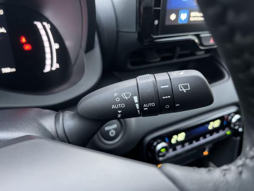 Mazda 2 Hybrid Hybrid 1.5 Homura | Apple CarPlay/Android auto | Achteruitrijcamera | Stuur en stoelverwarming ActivLease financial lease