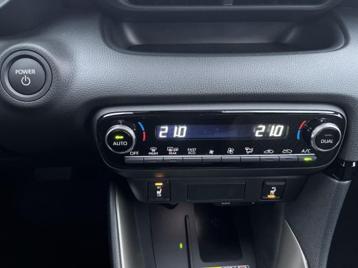 Mazda 2 Hybrid Hybrid 1.5 Homura | Apple CarPlay/Android auto | Achteruitrijcamera | Stuur en stoelverwarming ActivLease financial lease