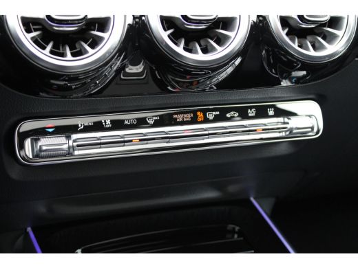 Mercedes-Benz GLA 250 e Business Solution AMG | AMG | FACELIFT | PANO | CARBON | KEYLESS | DODEHOEK | ActivLease financial lease