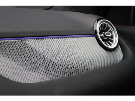 Mercedes-Benz GLA 250 e Business Solution AMG | AMG | FACELIFT | PANO | CARBON | KEYLESS | DODEHOEK | ActivLease financial lease