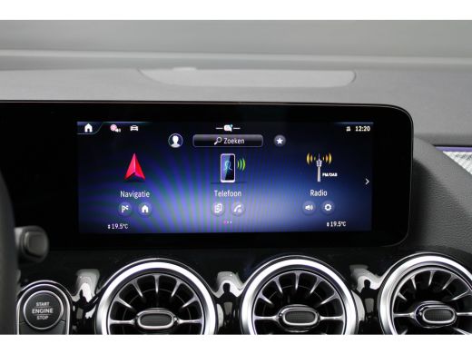 Mercedes-Benz GLA 250 e Business Solution AMG | AMG | FACELIFT | PANO | CARBON | KEYLESS | DODEHOEK | ActivLease financial lease