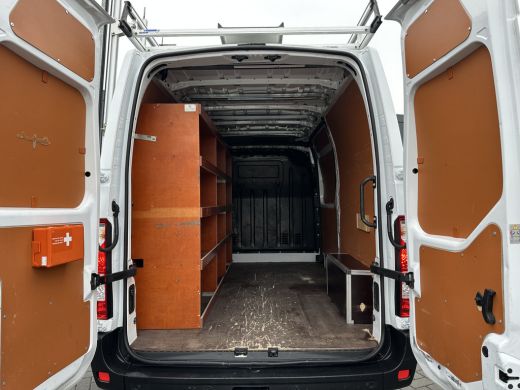 Nissan NV400 2.3 dCi 136 PK / L2H2 / VAN DEN BORN GLASRESTEEL AUTO / TREKHAAK / IMPERIAAL / CAMERA / CRUISE / ECC ActivLease financial lease