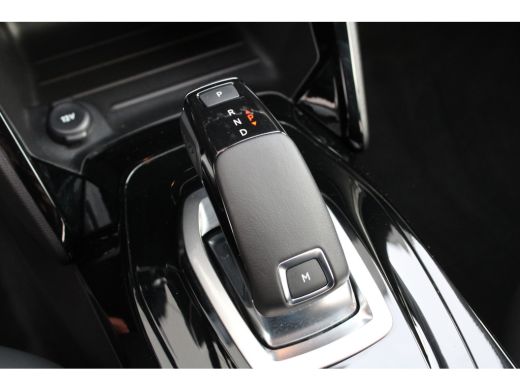 Peugeot 208 1.2 PureTech Allure Pack | Automaat | Navigatie | Camera | All season | 3D Instrumentenpaneel | 1... ActivLease financial lease