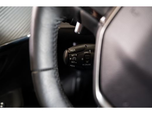 Peugeot 208 Hybrid 100 e-DCS6 Allure ActivLease financial lease