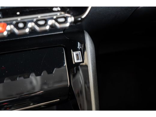 Peugeot 208 Hybrid 100 e-DCS6 Allure ActivLease financial lease