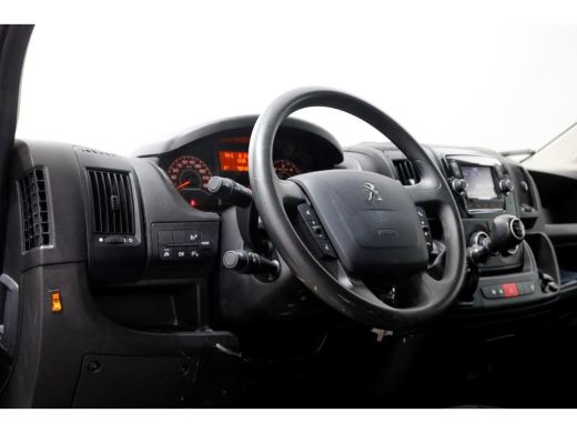 Peugeot Boxer 2.2 BlueHDi 140pk L2H2 Airco/Imperiaal 10-2020 ActivLease financial lease