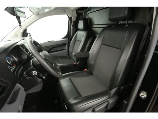 Peugeot e-Expert 75 kWh L2H1 | SOH 92% | Snelladen | Airco | Cruise | Carplay | Navi | Parkeersens. ActivLease financial lease