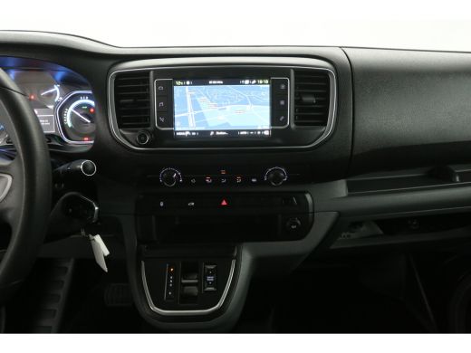 Peugeot e-Expert 75 kWh L2H1 | SOH 92% | Snelladen | Airco | Cruise | Carplay | Navi | Parkeersens. ActivLease financial lease