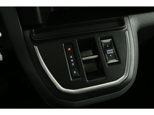 Peugeot e-Expert 75 kWh L2H1 | SOH 92% | Snelladen | Airco | Cruise | Carplay | Navi | Parkeersens. ActivLease financial lease