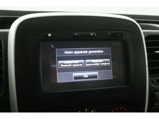 Renault Trafic 1.6 dCi T27 L1H1 | Airco | Cruise | Schuifdeur L+R | 3-Zits | Navigatie | Parkeersens. ActivLease financial lease