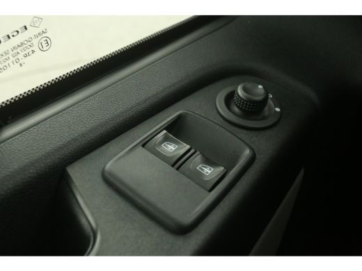 Renault Trafic 1.6 dCi T27 L1H1 | Airco | Cruise | Schuifdeur L+R | 3-Zits | Navigatie | Parkeersens. ActivLease financial lease