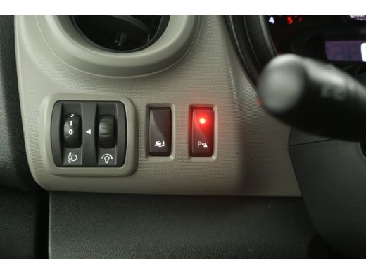 Renault Trafic 1.6 dCi T27 L1H1 | Airco | Cruise | Schuifdeur L+R | 3-Zits | Navigatie | Parkeersens. ActivLease financial lease