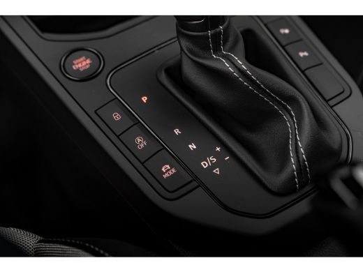 Seat Arona 1.0 TSI 115pk FR Business Connect | Achteruitrijcamera | Centrale vergr. met afstandsbediening en... ActivLease financial lease