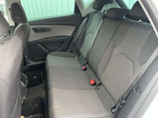 Seat Leon 1.0 EcoTSI Style Business Intense 115pk Parkeersensor achter | Navigatie | Cruise control | 16" LMV ActivLease financial lease