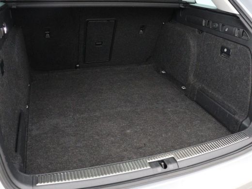 Skoda Superb 1.5 TSI Business Edition | Trekhaak | Stoelverwarming | Adaptive cruise | Camera | Memory | Carpl... ActivLease financial lease