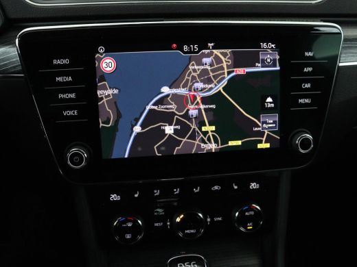 Skoda Superb 1.5 TSI Business Edition | Trekhaak | Stoelverwarming | Adaptive cruise | Camera | Memory | Carpl... ActivLease financial lease