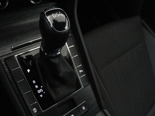 Skoda Superb 1.5 TSI Business Edition | Trekhaak | Stoelverwarming | Adaptive cruise | Camera | Memory | Carpl... ActivLease financial lease