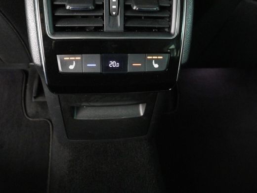 Skoda Superb 1.5 TSI Business Edition | Trekhaak | Stoelverwarming | Adaptive cruise | Camera | Memory | Carpl... ActivLease financial lease