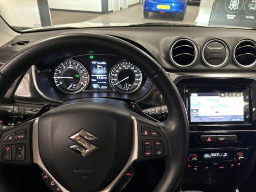 Suzuki Vitara 1.5 Hybrid Style Panorama dak ActivLease financial lease