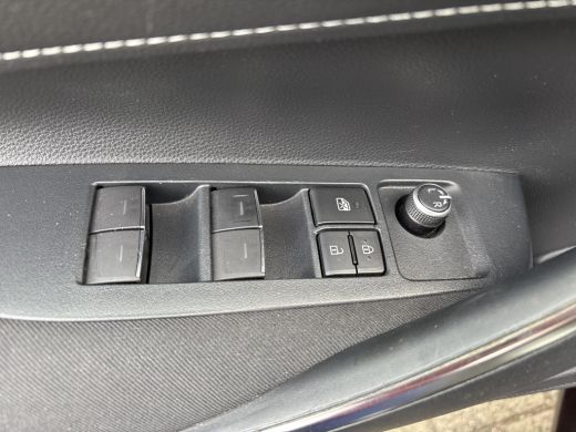 Toyota Corolla Touring Sports 1.8 Hybrid Active | All=n prijs | Automaat | Apple CarPlay / Android Auto | 36mnd garantie | Rijk... ActivLease financial lease