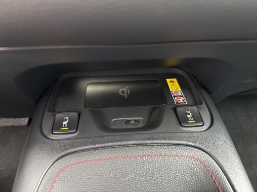 Toyota Corolla Touring Sports Hybrid 200 GR Sport Plus | Navigatie | Apple CarPlay/Android auto | Achteruitrijcamera | Stuur en... ActivLease financial lease