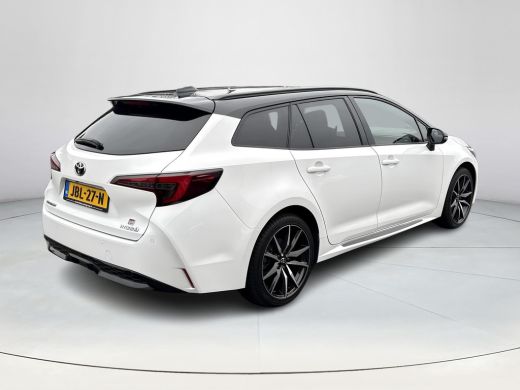 Toyota Corolla Touring Sports Hybrid 200 GR Sport Plus | Navigatie | Apple CarPlay/Android auto | Achteruitrijcamera | Stuur en... ActivLease financial lease