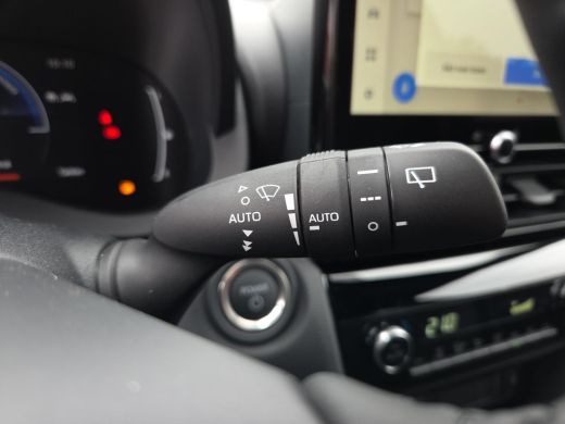 Toyota Yaris Cross 1.5 Hybrid 115 Dynamic + Comfort Pack | Nieuwe auto | Direct uit voorraad leverbaar | ActivLease financial lease