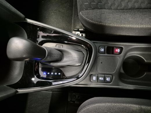 Toyota Yaris Cross 1.5 Hybrid 115 First Edition | Navigatie | Apple CarPlay/Android auto | Achteruitrijcamera ActivLease financial lease