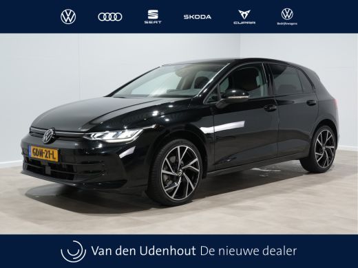 Volkswagen Golf 1.5 eTSI 115pk DSG Life Edition Navigatie Camera Acc Led Privacy glas 17"lm Digital Cockpit 240