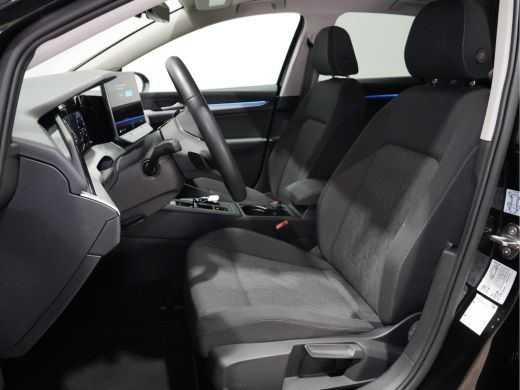 Volkswagen Golf 1.5 eTSI 115pk DSG Life Edition Navigatie Camera Acc Led Privacy glas 17"lm Digital Cockpit 240 ActivLease financial lease