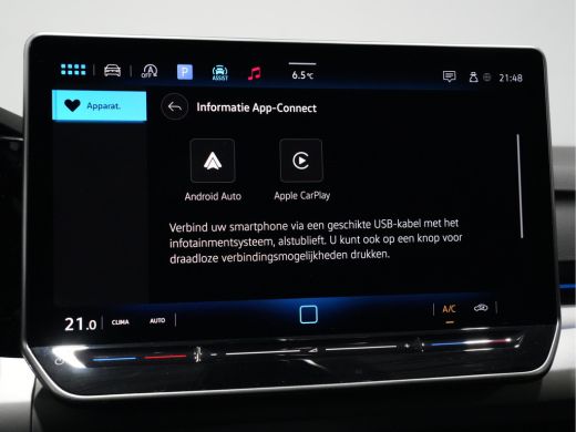 Volkswagen Golf 1.5 eTSI 115pk DSG Life Edition Navigatie Camera Acc Led Privacy glas 17"lm Digital Cockpit 240 ActivLease financial lease