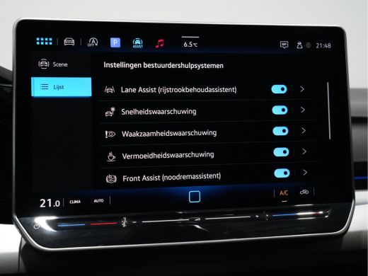 Volkswagen Golf 1.5 eTSI 115pk DSG Life Edition Navigatie Camera Acc Led Privacy glas 17"lm Digital Cockpit 240 ActivLease financial lease