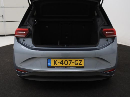 Volkswagen ID.3 Business 58 kWh | Stoel & stuurverwarming | Matrix LED | Carplay | Camera | Adaptive cruise | Key... ActivLease financial lease