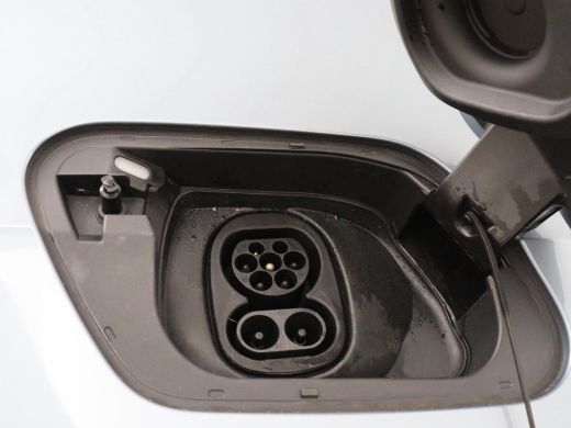 Volkswagen ID.3 Business 58 kWh | Stoel & stuurverwarming | Matrix LED | Carplay | Camera | Adaptive cruise | Key... ActivLease financial lease