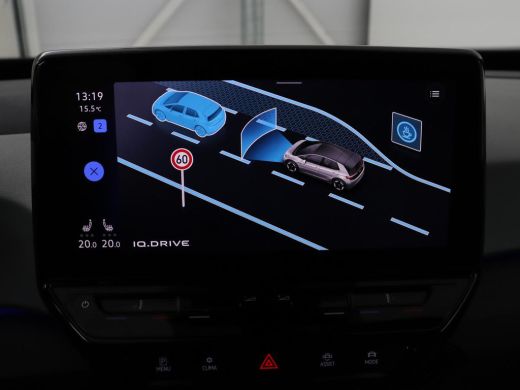 Volkswagen ID.3 First Plus 58 kWh | Stoel & stuurverwarming | Camera | Adaptive cruise | Sfeerverlichting | Carpl... ActivLease financial lease