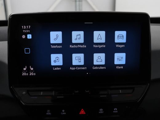 Volkswagen ID.3 First Plus 58 kWh | Stoel & stuurverwarming | Camera | Adaptive cruise | Sfeerverlichting | Carpl... ActivLease financial lease